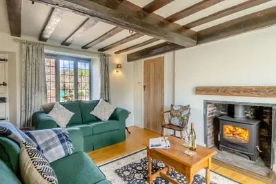 Image de 3 Bed in Weybourne (oc-t29167)