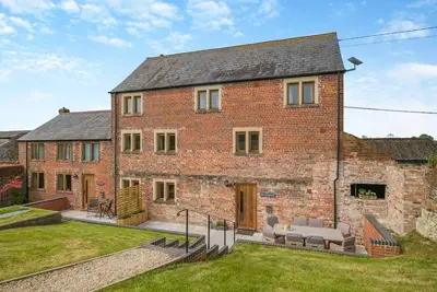 Image de 4 Bed in Heywood (oc-t29040)