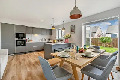 Image de 3 Bed in Newquay (oc-blueb6)