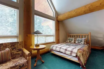 Image de Regatta Chalet – Premium Lakeshore Retreat