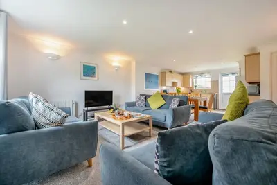 Image de 4 Bed in Newquay (oc-c30589)