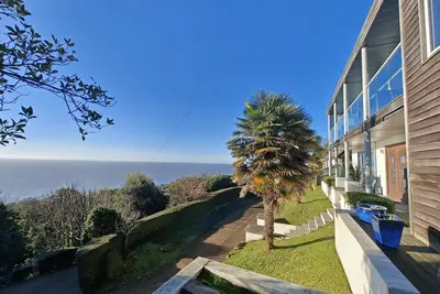 4 Bed in Ventnor (oc-k30685)