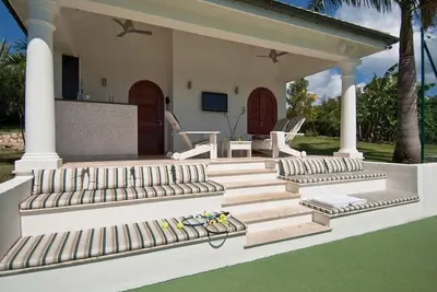 Sandyline   Private Paradise   Resort Style Villa