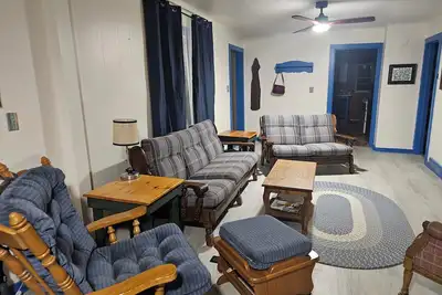 Image de Updated 2br • Work or Fun Ready • North Hwy 33