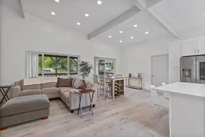 Image de The Staycation House