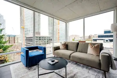 Image de Blueground | Denny Triangle, pool, nr Seattle Art Museum