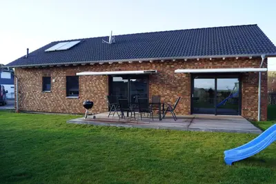 Image de Bungalow for 6 guests with 119m² in Friedrichskoog (300611)