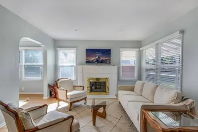 Image de Welcome To Riverside! Spacious | Cozy | Central