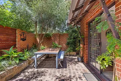 Image de Stylish Villa, Leafy Courtyard Sanctuary