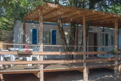 Image de Mobil-home 30m² Pmr 3 lits simples - Terrasse