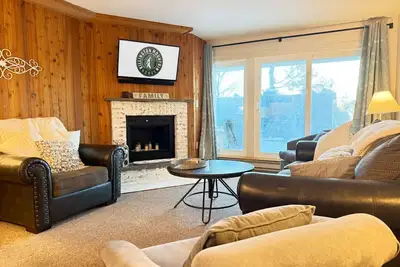 Image de Altitude Adjustment Ski-In Amenities