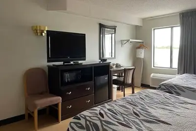 Image de Deluxe 2 Full Beds Near Titanic Museum & 76 Strip