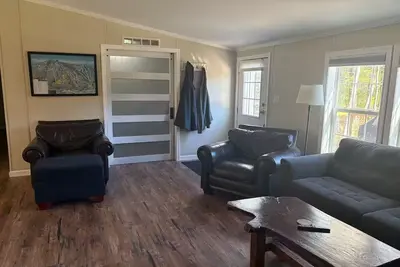 Image de Fabulous 4-bedroom house in Ludlow perfect for your ski getaway