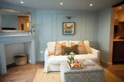 Image de Boutique Cottage in the Heart of Kintbury. Pet friendly!
