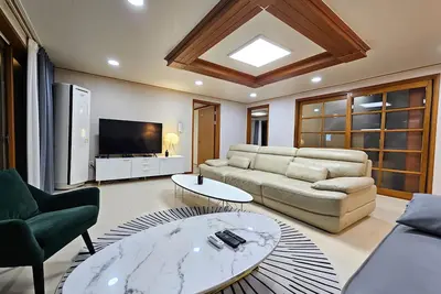 Image de My home-like comfortable forum house located in the middle of the city