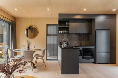 Image de Brand New, Stylish & Convenient Townhouse, Carpark