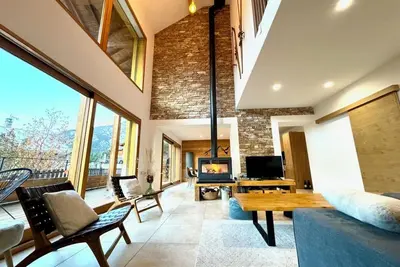 Image de Chalet Blanc Sommets 10 pers. vue panoramique idéal pour un séjour en groupe!