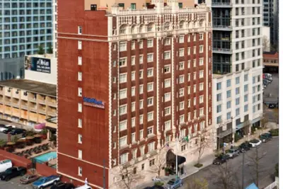 Image de \n\"World Cup Hq: 1-Bedroom Suite for 4, Steps from Lumen Field & Seattle’s Best! \"