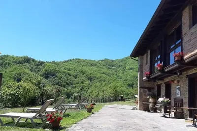 Image de Peaceful 9-bedroom cabin in Jomezana de Abajo awaits you