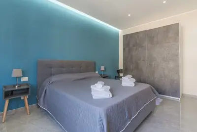 Image de New structure 100m from the sea with, Wi-Fi, Air cl, ready to welcome you