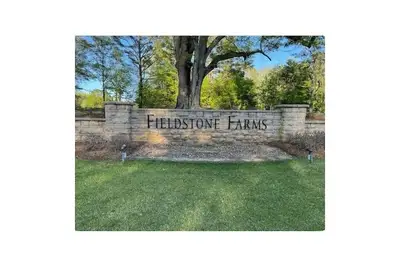 Image de Beautiful 3-bedroom 3 1/2 bath condo/townhome in Oxford's Fieldstone Farms.