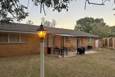 Image de Cozy 3-bedroom house in tranquil Lubbock with Ac