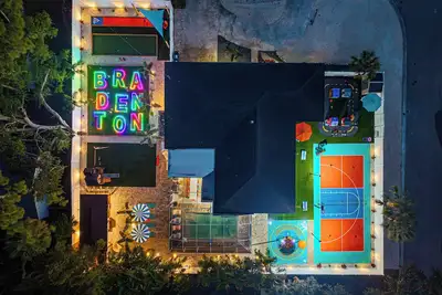 Image de New! Pool, Mini Golf, Splash Pad, Track, Sleeps 21