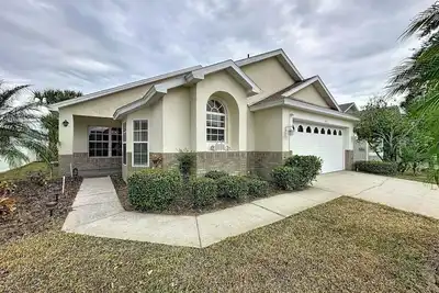 Image de Incredible 4 bed Pool/Spa Home, Minutes to Disney Parks