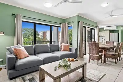 Image de Moon Dusk Loft on Accent with Shared Pool and City Views