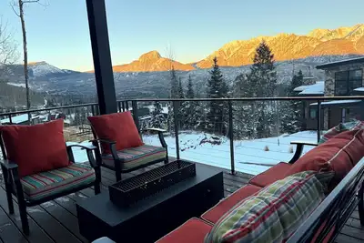 Image de Mountain-view Home in Durango with 3 bedrooms, perfect for family getaways.