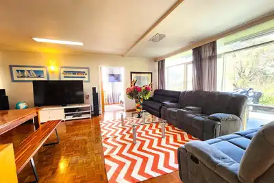 Image de Large quad guest room 6 with free parking