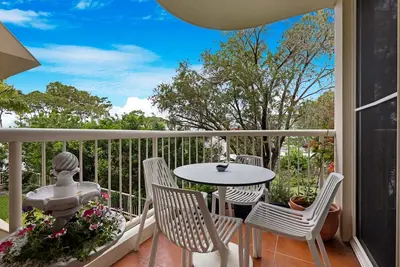 Image de Relaxing Pool Hervey Bay Getaway Steps from Beach