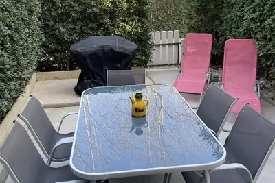 Image de St Cyprien bel appartement rez de jardin en résidence