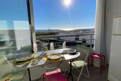 Image de Appartement T2 refait à neuf, 4 pers, vue mer, ascenseur, parking