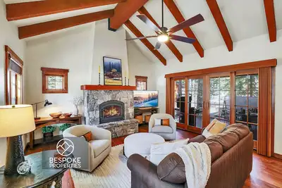 Image de First Tracks & Fairways @ Tamarack Resort | Walk. Ski. Soak. Tee Off.