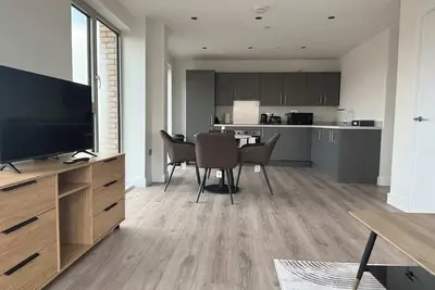 Image de Chic Urban Living-2Bed2Bath Apartment with Parking