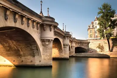 Image de St Germaine Pont des Arts-A Sumptuous 90m² abode of absolute comfort