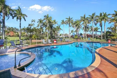 Image de Oaks Family Getaway - Resort, Beach