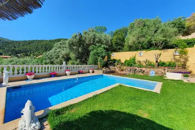 Image de Villa provençale - super piscine- clim 13kms de Hyères