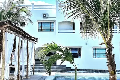 Image de Villa in watamu within walking distance of paparemo beach. . . with air-conditioned rooms