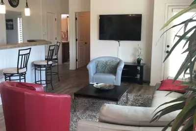 Image de Central Foothills Location \nwith Amazing Sunset Views