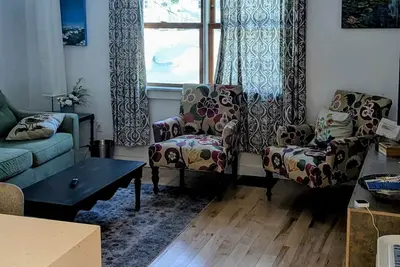 Image de Walk to the Lake. Quiet Neighborhood with 2 Comfy Beds