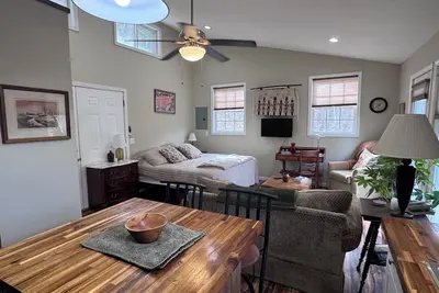 Image de The Askin Anchor at Center Hill Lake -B-