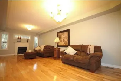 Image de Luxe Retreat Near Wonderland: Dream Home