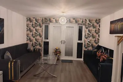 Image de Spacious Home for Groups, Sleeps 8