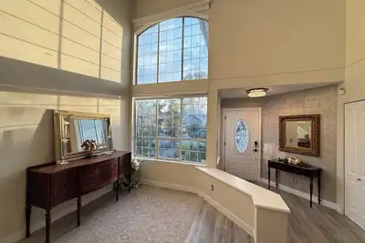 Image de Beautiful, Luxurious Rooms in a large house