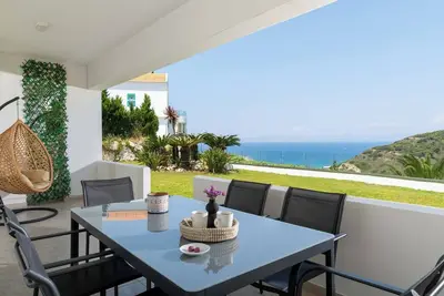 Serenity, Luxury Villa