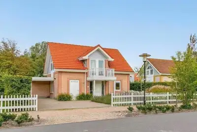 Image de Maison de vacances à Kamperland avec Wi-Fi