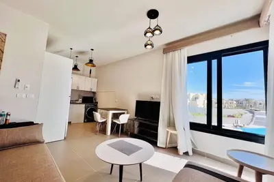 Image de Escape moderne 3br Escape avec vue panoramique sur le lagon et la mer