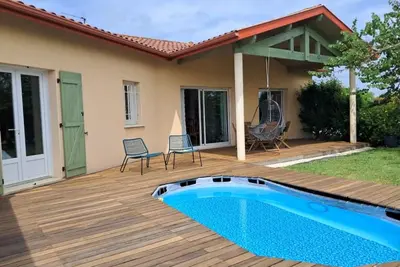 Image de Maison au calme entre mer et montagne